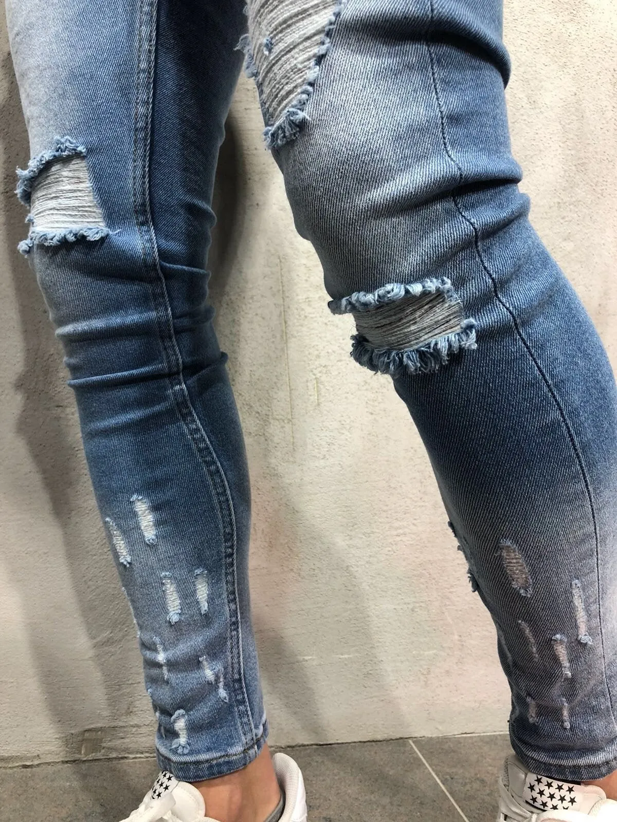 Blue Ripped Slim Fit Jeans A76 Streetwear Denim Jeans